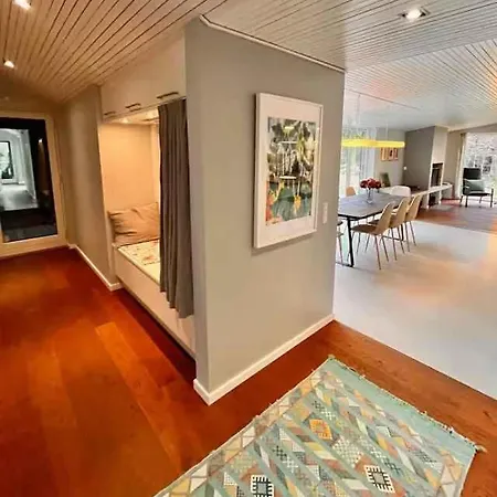 Family-friendly Beachside *